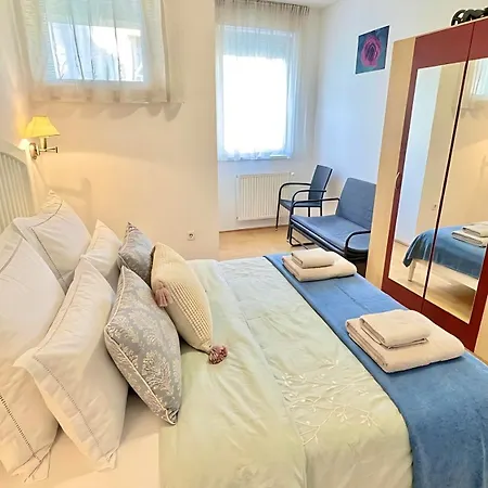 アパート Madonna Queen - 3 Rooms, Garage
