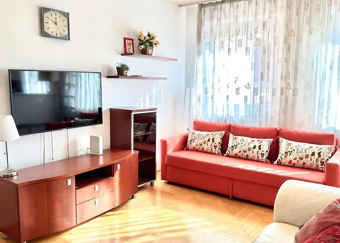 Madonna Queen - 3 Rooms, Garage * Budapest