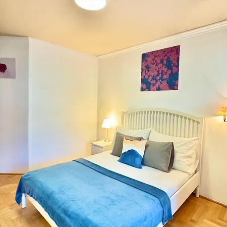 Madonna Queen - 3 Rooms, Garage * Будапешт