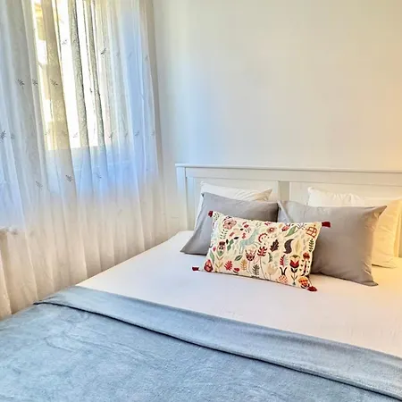 Madonna Queen - 3 Rooms, Garage *
