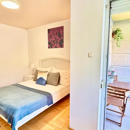 Апартаменты Madonna Queen - 3 Rooms, Garage Будапешт