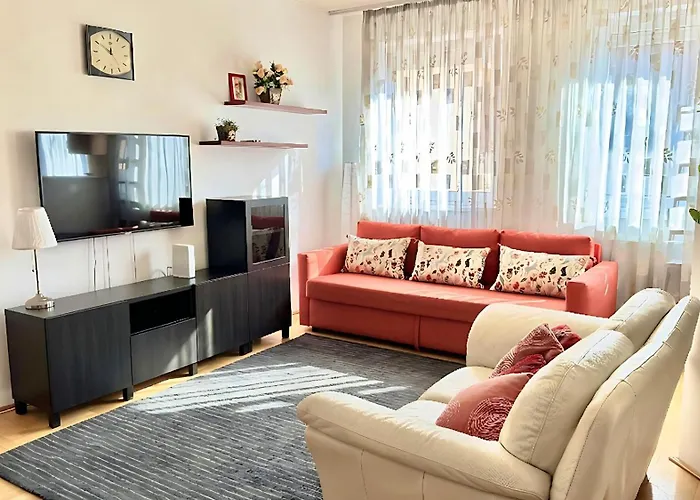 Madonna Queen - 3 Rooms, Garage *